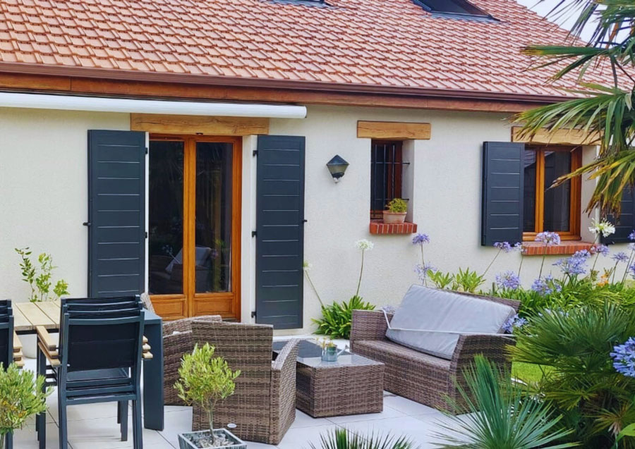 Maison avec menuiserie neuve.